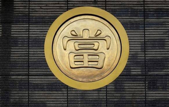 本地典当行中:典当,续当,赎当,绝当的含义分别是什么?_物品_抵押_师对